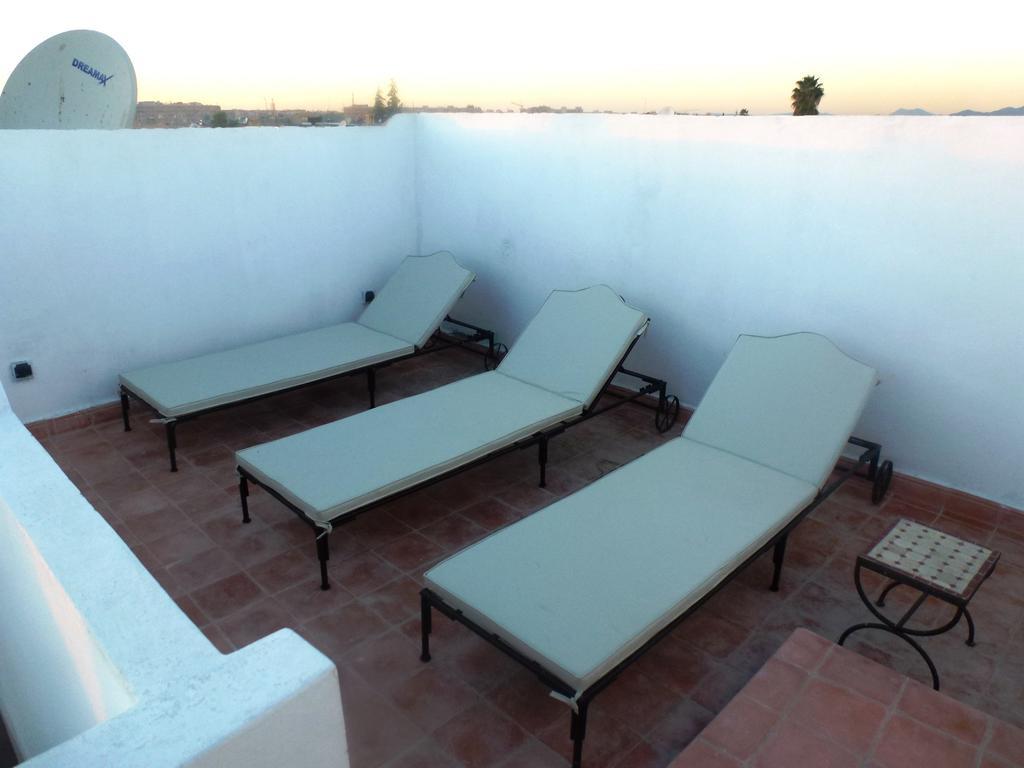 Ryad Laarouss Family Marrakesh Exterior photo