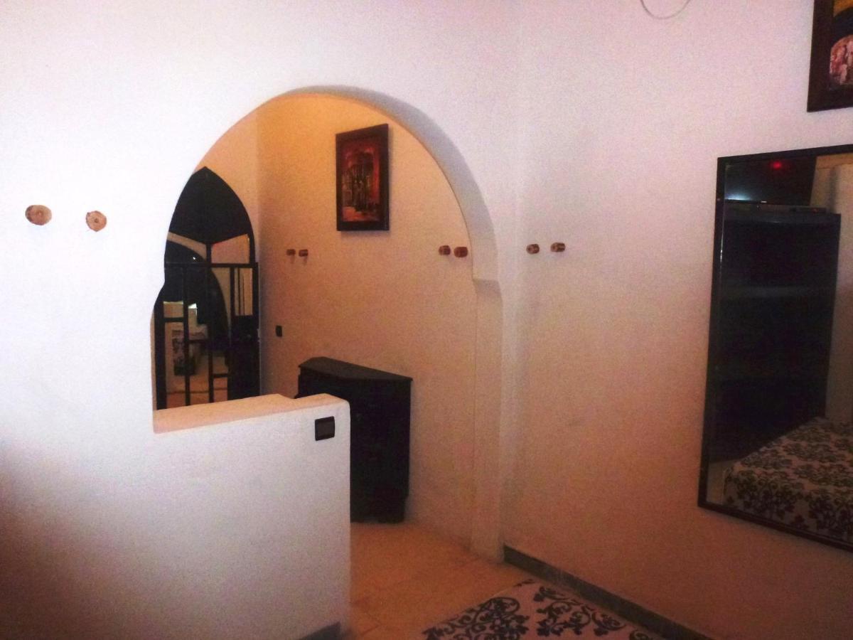 Ryad Laarouss Family Marrakesh Exterior photo