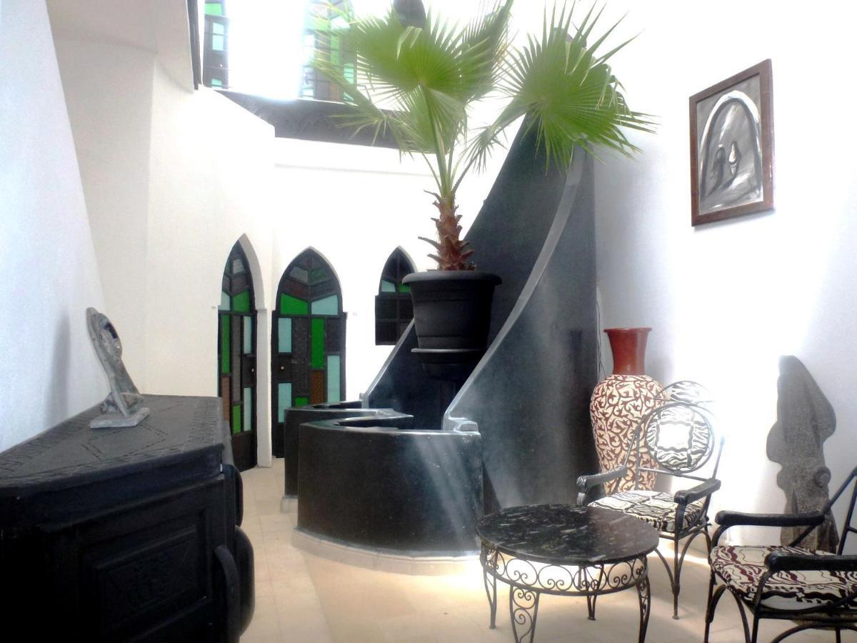 Ryad Laarouss Family Marrakesh Exterior photo